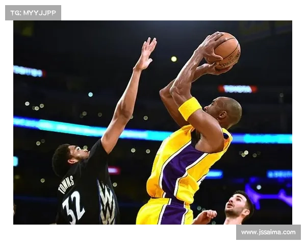 NBA史上投篮姿势最帅的十大球星:投篮美如画藏着篮球的美学密码 NBA史上投篮姿势最帅的十大球星:投篮美如画藏着篮球的美学密码